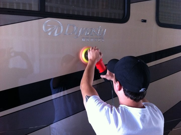 Las Vegas RV Motorcoach Oxidation Removal